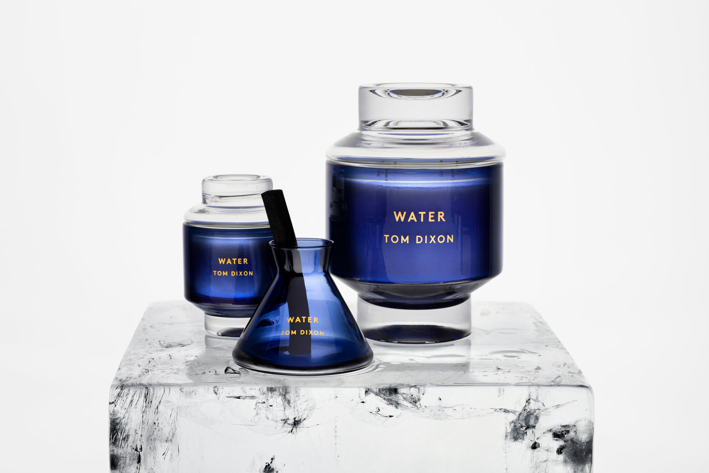 ELEMENTS WATER CANDLE LARGE Tom Dixon. - Milk Concept Boutique