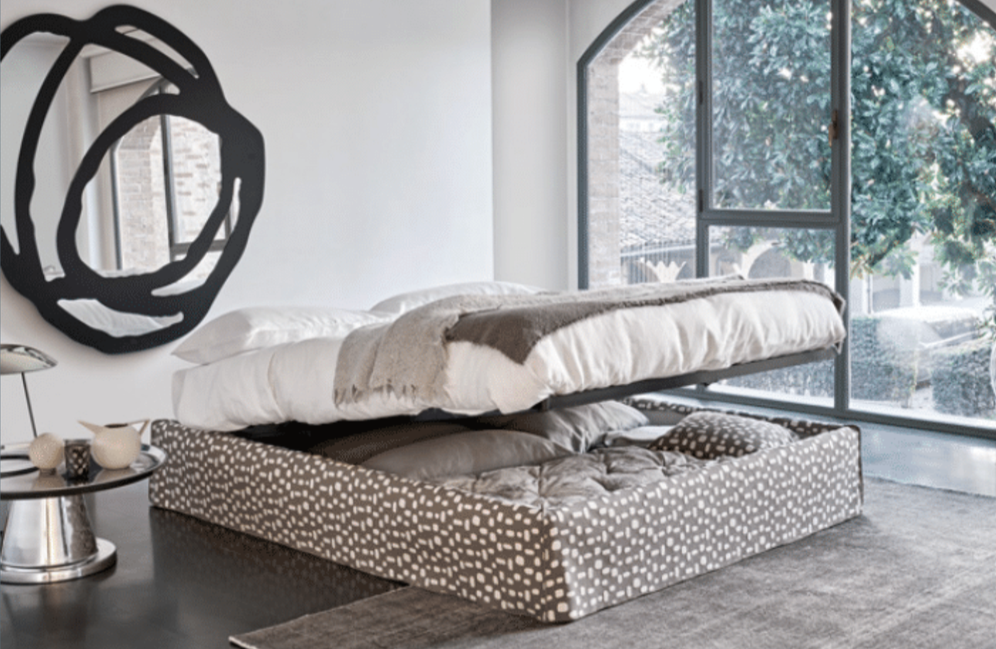 Gervasoni Ghost bed - Milk Concept Boutique