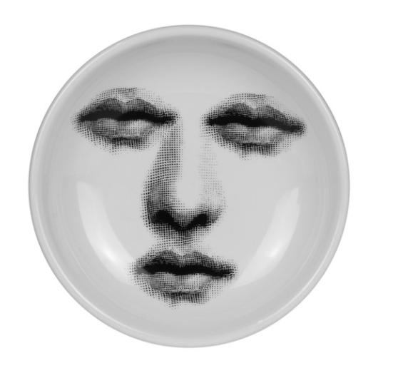 Fornasetti Round ashtray Tema & Variazioni n°394 black/white - Milk Concept Boutique