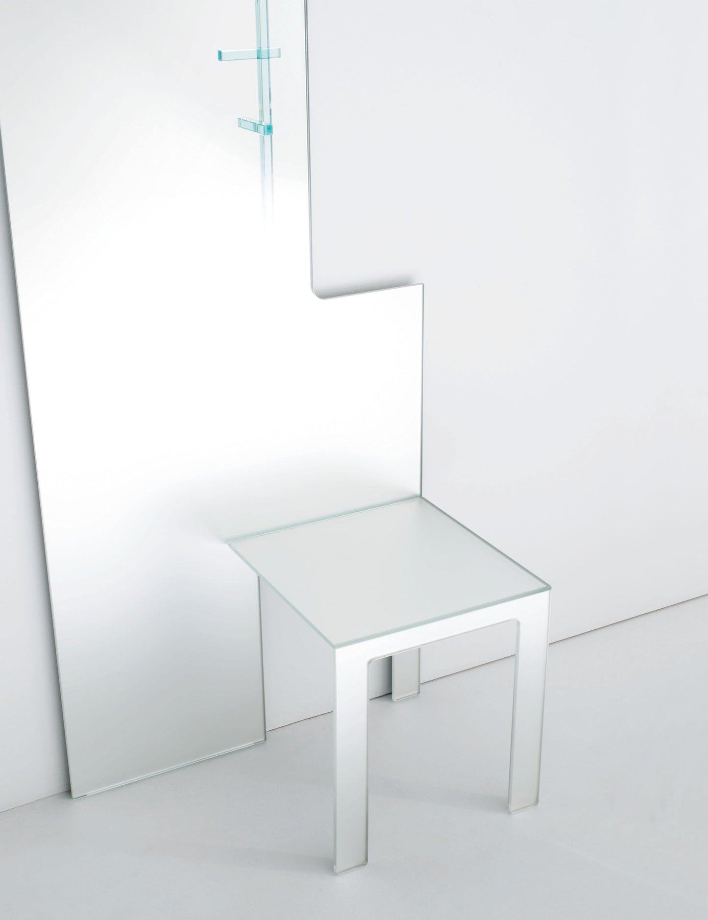 Mirror Chair - Milk Concept Boutique