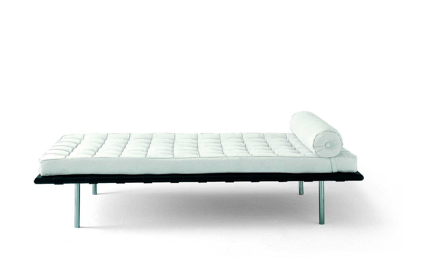 Classics: Mies Van Der Rohe's day bed - Milk Concept Boutique