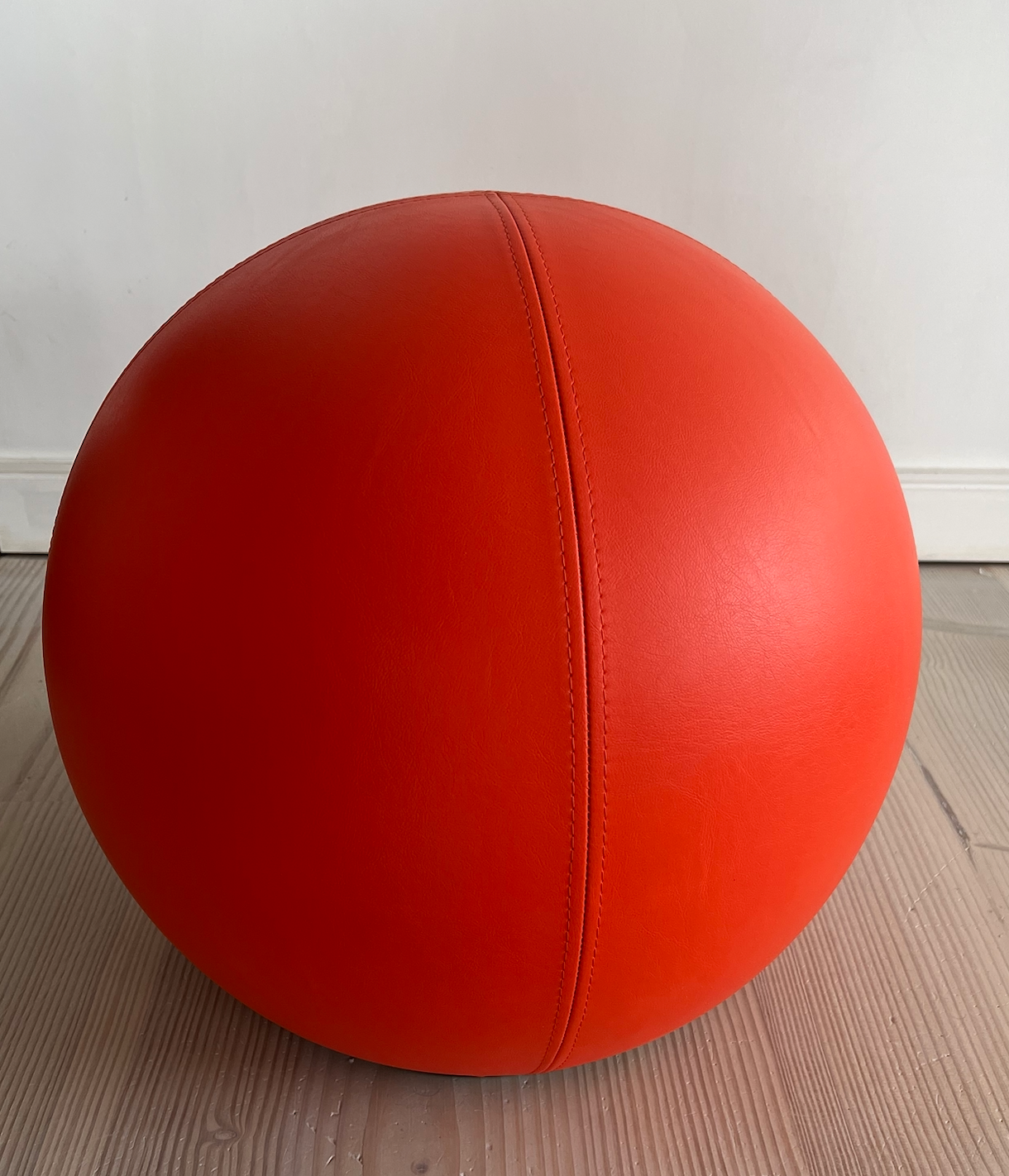 TATINO rest pod leather ORANGE - Milk Concept Boutique