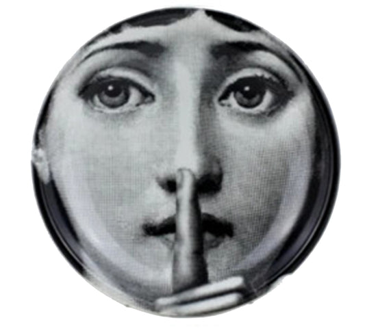 Fornasetti Round ashtray Tema & Variazioni n°334 black/white - Milk Concept Boutique